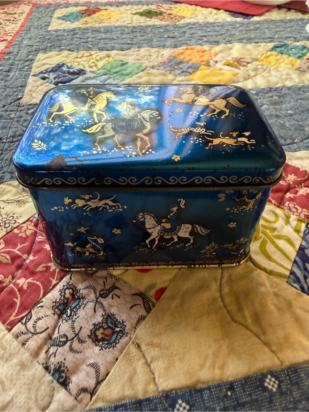 Vintage English Fox Hunt Tea Tin Equestrian Blue Gold Made in England
